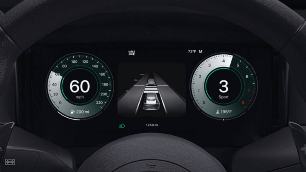 iPhone sahiplerini yıkan haber! Otomobil üreticilerinden Apple CarPlay Ultra isyanı: Araçlarda olmayacak 3